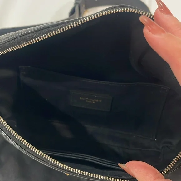 Saint Laurent Grain De Poudre Monogram Belt Bag Black - Picture 4 of 8